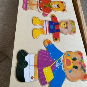 Received Wooden Dress Up Puzzle Set from customer E***a.