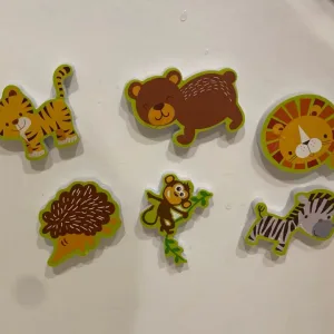 Received Foam Animal Bath Time Stickers from customer J**i.